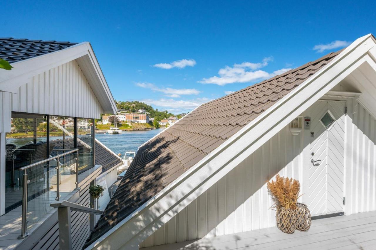 Luxurious Boathouse With Private Dock In The Best Location In Arendal Exterior foto